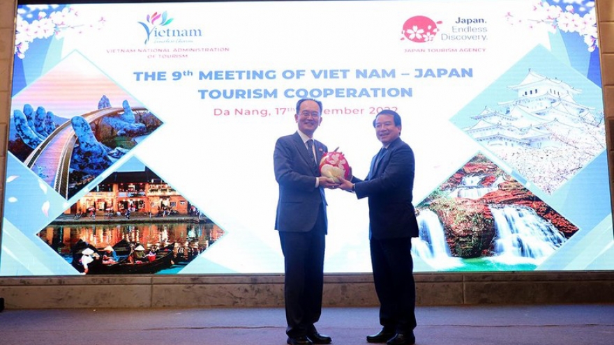 Vietnam and Japan promote tourism cooperation ahead of 2024